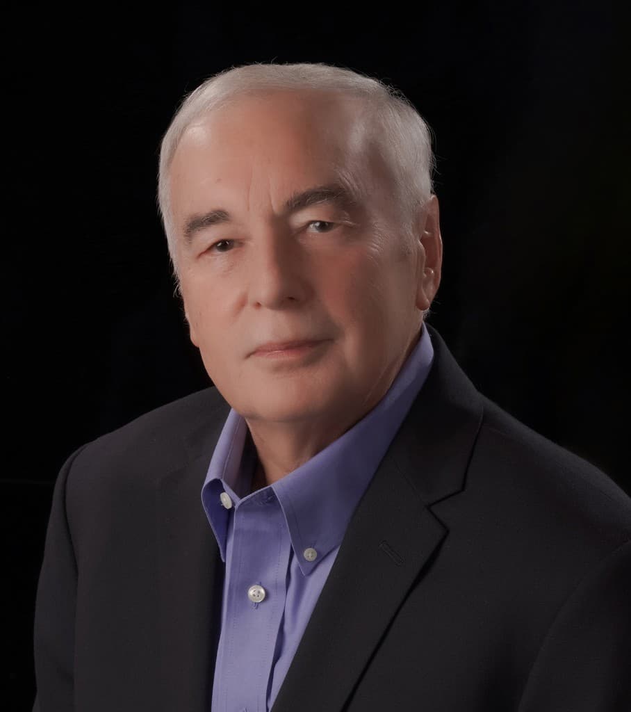Portrait of Lee Gimenez